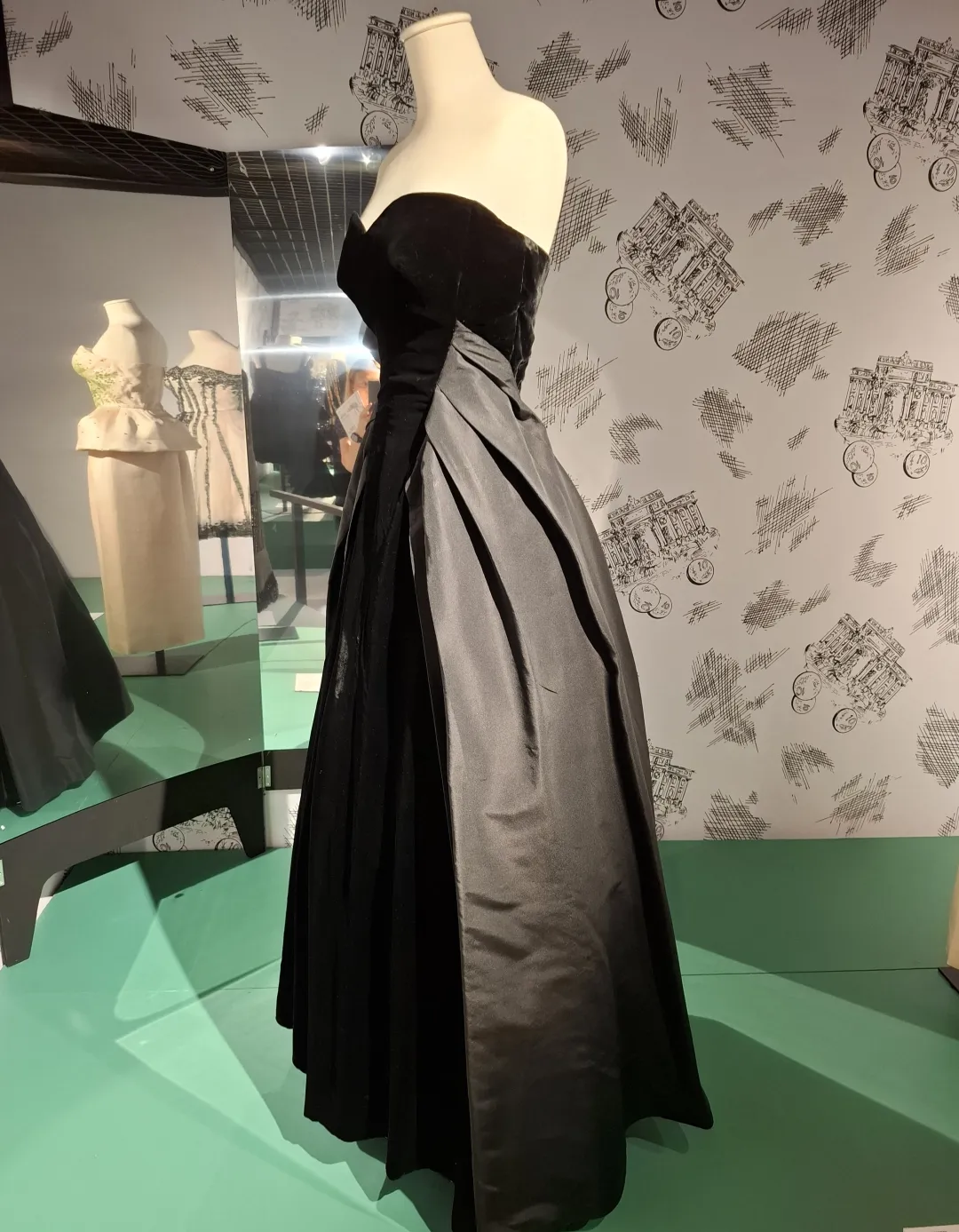 Wystawa „Moda in luce 1955-1975 – Roma fra glamour e innovazione industriale”. Fot. PAP/Sylwia Wysocka