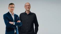 Fot. Wolters Kluwer Polska - Marcin Kleina, dyrektor zarządzający Wolters Kluwer Legal & Regulatory Polska i Rumunia; Viktor von Essen, CEO Libra by Wolters Kluwer