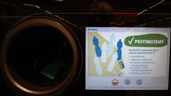 Automat kaucyjny Fot. PAP/Zubrzycki Marian