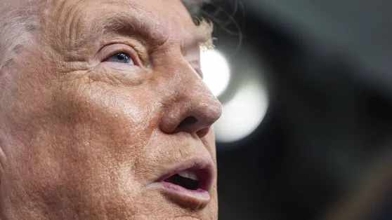 Projekt trafi na biurko prezydenta USA, który zapowiedział jego podpisanie. Fot. PAP/EPA/	JIM LO SCALZO