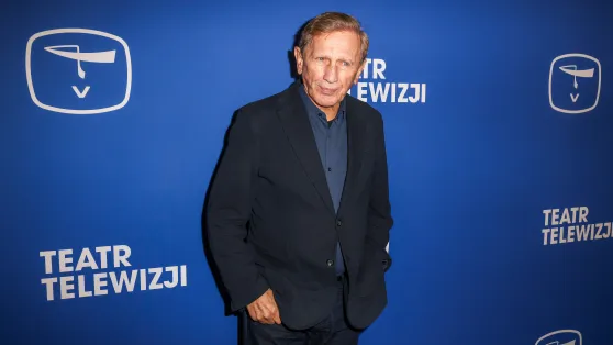Aktor i reżyser Jan Englert przed pokazem prasowym spektaklu Teatru Telewizji pt. "Bezimienne dzieło" Stanisława Ignacego Witkiewicza Fot. PAP/Albert Zawada