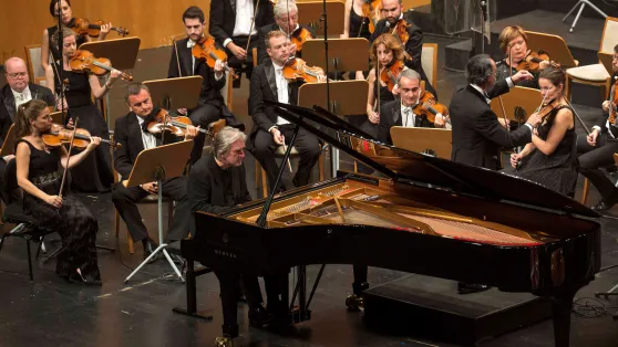 Barry Douglas. Fot. EPA/Pedro Puente