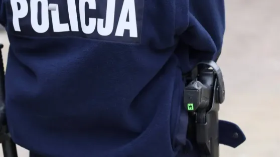 Funkcjonariusz policji - zdjęcie ilustracyjne Fot. PAP/Leszek Szymański
