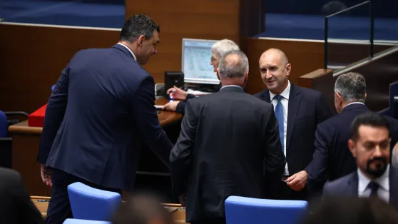 Nowy premier Bułgarii Rumen Radew. Fot. PAP/EPA/STRINGER
