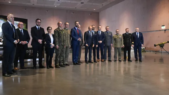 У четвер у Музеї польської армії у Варшаві було підписано угоди про фінансування чергових проєктів, відібраних у рамках програми "Нові технології у сфері безпеки та оборони держави" в рамках програми PERUN. Fot. PAP/Piotr Nowak