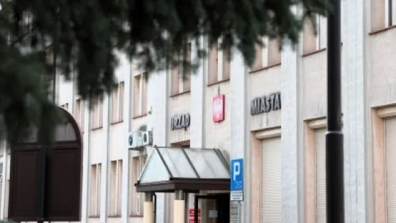 Piotrków Trybunalski: Rebranding banku, który obsługuje Urząd Miasta – co to oznacza dla mieszkańców?