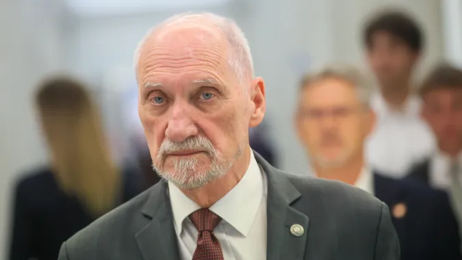 Poseł PiS Antoni Macierewicz. Fot. PAP/Leszek Szymański