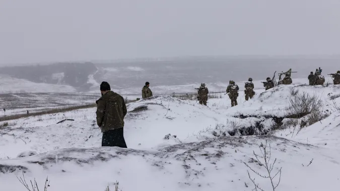 Szkolenie wojskowe żołnierzy ukraińskich Fot. PAP/Yevhen Titov