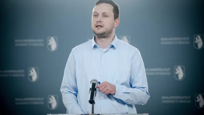 Premier Grenlandii Jens-Frederik Nielsen. Fot. PAP/EPA/OSCAR SCOTT CARL DENMARK