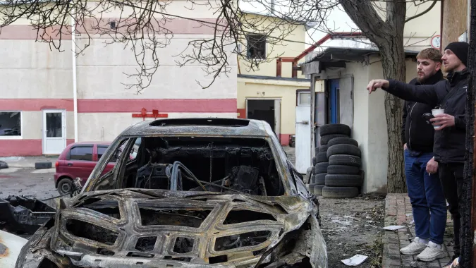 Zniszczenia spowodowane rosyjskim atakiem w Odessie. Fot. PAP/Alena Solomonova