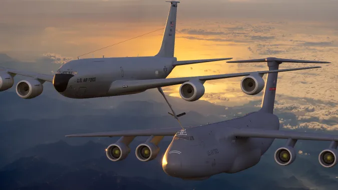 Samoloty transportowe C-5. Fot. Adobe Stock/Mike Mareen