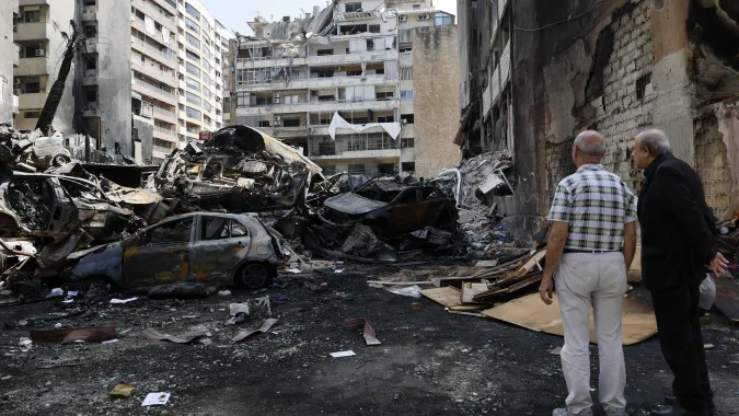 Zniszczenia po ataku Izraela na Liban Fot. PAP/EPA/WAEL HAMZEH