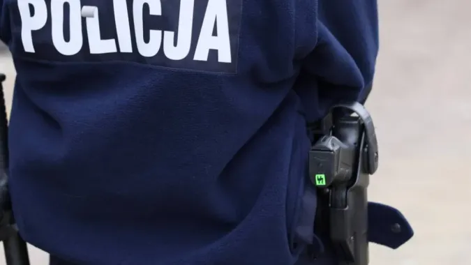 Funkcjonariusz policji - zdjęcie ilustracyjne Fot. PAP/Leszek Szymański