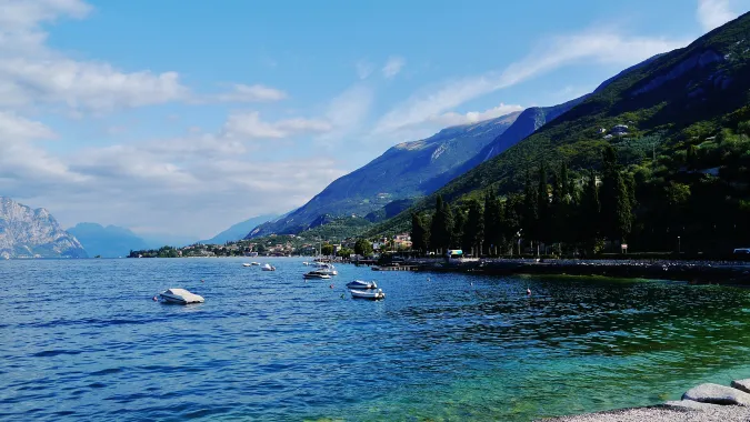 Jezioro Garda, fot. Wikimedia Commons/Zairon