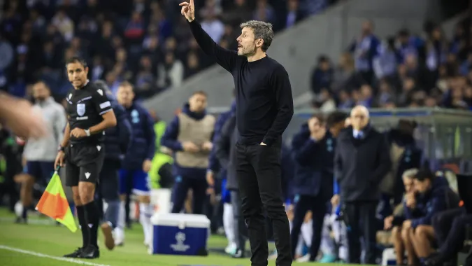 Mark van Bommel, fot. PAP/EPA/LUSA/JOSE COELHO