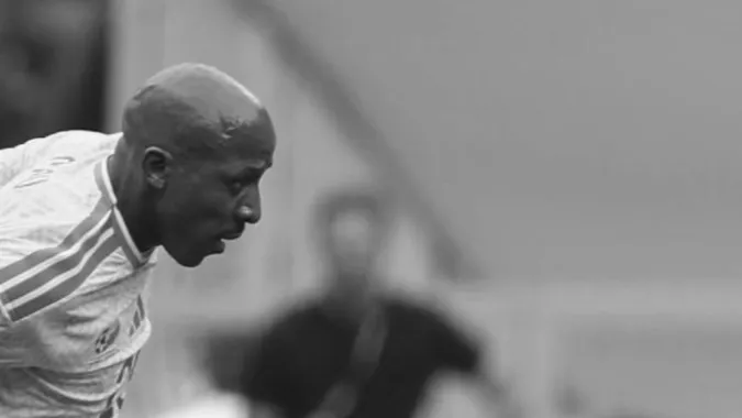 Adams zagrał we wszystkich trzech meczach grupy A mundialu w USA. Fot. PAP/EPA/SASHENKA GUTIERREZ