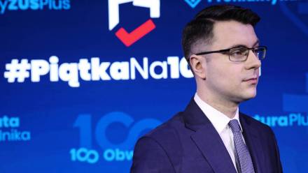 Sekretarz stanu w Kancelarii Prezesa Rady Ministrów i rzecznik prasowy rządu Piotr Mueller. Fot. PAP/Tomasz Gzell