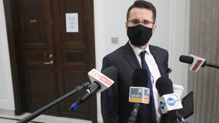 Wicerzecznik PiS Radosław Fogiel. Fot. PAP/Tomasz Gzell