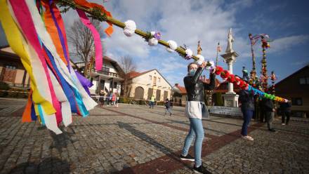 Konkurs na najpiękniejszą palmę wielkanocną na Rynku w Lipnicy Murowanej Fot. PAP/Łukasz Gągulski