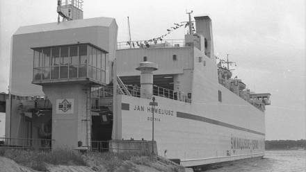 Prom "Jan Heweliusz", fot. PAP/Jerzy Undro 