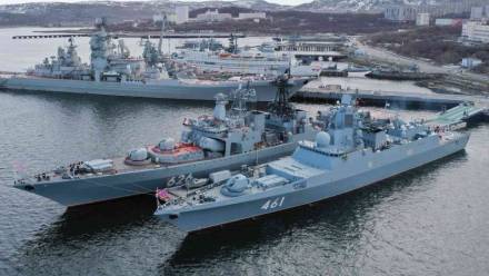 Rosyjskie okręty. Fot. PAP/ITAR-TASS (zdjęcie ilustracyjne)