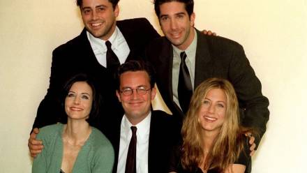 Matt Le Blanc, David Schwimmer, Courteney Cox, Matthew Perry, Jennifer Aniston. Fot. PAP/PA/Neil Munns