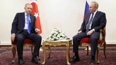 Prezydent Turcji Recep Tayyip Erdogan oraz prezydent Rosji Vladimir Putin. Fot. PAP/EPA/SERGEI SAVOSTYANOV / KREMLIN POOL / SPUTNIK / POOL MANDATORY CREDIT
