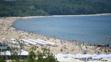 Sopot, plaża. Fot. PAP/Adam Warżawa
