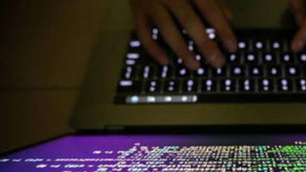 „Rzeczpospolita” przywołuje najnowsze analizy izraelskiej firmy Check Point Software (CP), do których dotarła. Fot. PAP/EPA/RITCHIE B. TONGO