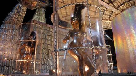 Tym razem serwis postanowił wybrać 13 miast, na pierwszym miejscu zestawienia znalazło się Rio de Janeiro. Fot. 	PAP/EPA/ANTONIO LACERDA