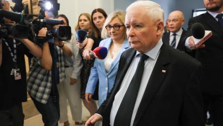 Prezes PiS Jarosław Kaczyński w Sejmie Fot. PAP/Leszek Szymański 