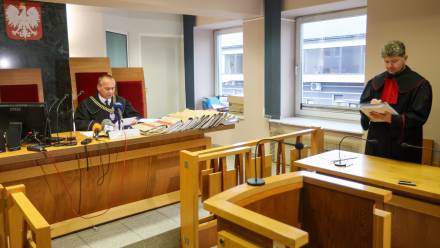 Sędzia Tomasz Bigoszewski i prokurator Jacek Górny na sali Sądu Rejonowego w Nowym Targu. Fot. PAP/Grzegorz Momot