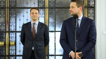 Radosław Sikorski, Rafał Trzaskowski. Fot. PAP/Tomasz Gzell