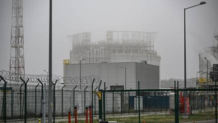 Terminal LNG w Świnoujściu. Fot. PAP/Marcin Bielecki