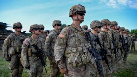 Amerykańscy żołnierze - zdjęcie ilustracyjne Fot. EPA/Zsolt Czegledi