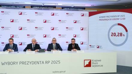 Konferencja PKW Fot. PAP/Paweł Supernak