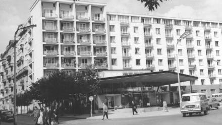 Pawilon Chemia przy Brackiej Fot. PAP/CAF/Edmund Uchymiak