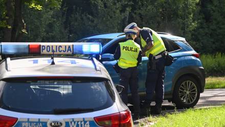 Patrol policji ruchu drogowego Fot. PAP/Marcin Bielecki