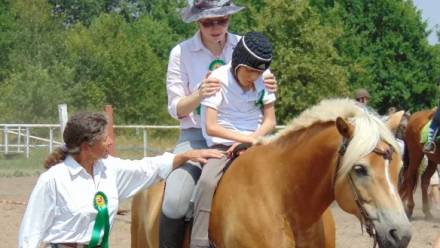 W czwartek kluby Polski 2050 i Lewicy złożyły w Sejmie projekt ustawy o asystencji osobistej. Fot. FB/Fundacja Dzielna Matka