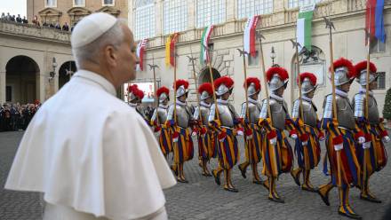 Zaprzysiężenie z udziałem papieża Leona XIV Fot. PAP/EPA/VATICAN MEDIA 