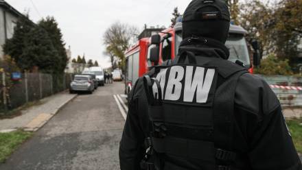 W ostatnim czasie funkcjonariusze Agencji Bezpieczeństwa Wewnętrznego we współpracy z innymi służbami zatrzymali osiem osób. Fot. PAP/Mateusz Marek