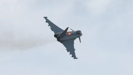 Myśliwce Królewskich Sił Powietrznych (RAF) Typhoon, Fot. PAP/EPA/ALEXANDROS VLACHOS