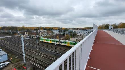 W czwartek otwarty został wiadukt nad torami przy ul. Chełmżyńskiej. Fot. PKP Polskie Linie Kolejowe S.A.