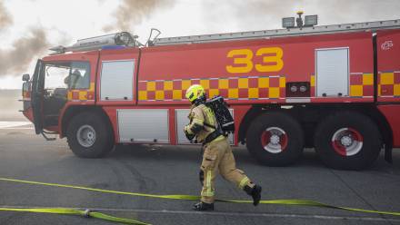 Strażacy otrzymali zgłoszenie o wybuchu pieca przed godz. 10.00. Fot. PAP/	PAP/Krzysztof Ćwik (zdjęcie ilustracyjne)