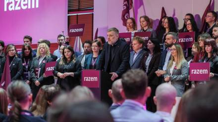 Współprzewodniczący partii Adrian Zandberg podczas Kongresu Partii Razem w stołecznym Centrum Olimpijskim Fot. PAP/Paweł Supernak