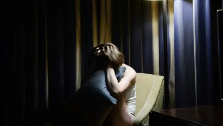 Ofiara przemocy - zdjęcie ilustracyjne Fot. PAP/Jacek Turczyk