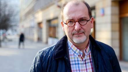 Politolog, dr hab. Olgierd Annusewicz Fot. PAP/Szymon Pulcyn