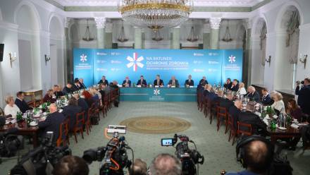 W piątek w Pałacu Prezydenckim odbywa się szczyt zdrowotny „Na ratunek ochronie zdrowia”.	Fot. PAP/Leszek Szymański