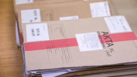 Akta w sprawie (zdjęcie ilustracyjne). Fot. PAP/Mateusz Marek