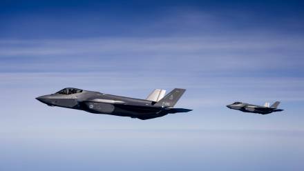 Holenderskie myśliwce, zdjęcie ilustracyjne, fot. PAP/EPA/ANP/SEM VAN DER WAL